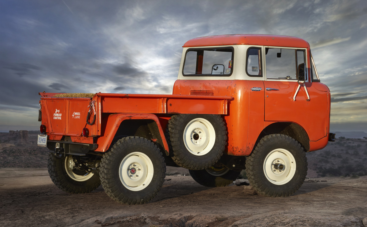 Jeep FC 150